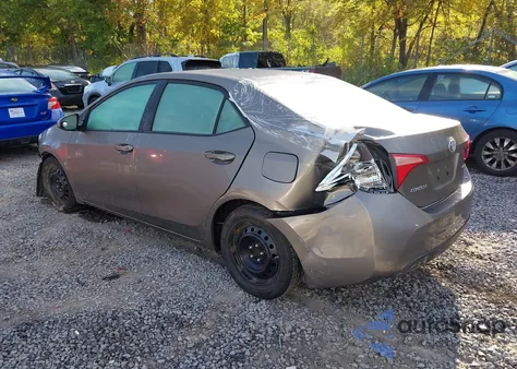 2018 Toyota Corolla Le z USA, uszkodzony, nr VIN 2T1BURHE7JC050709